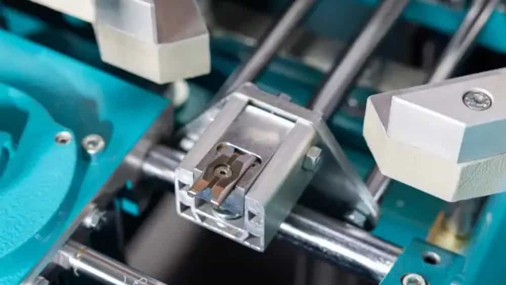 دستگاه UPVC در کرمانشاه تجهیز کارگاه های درب و پنجره